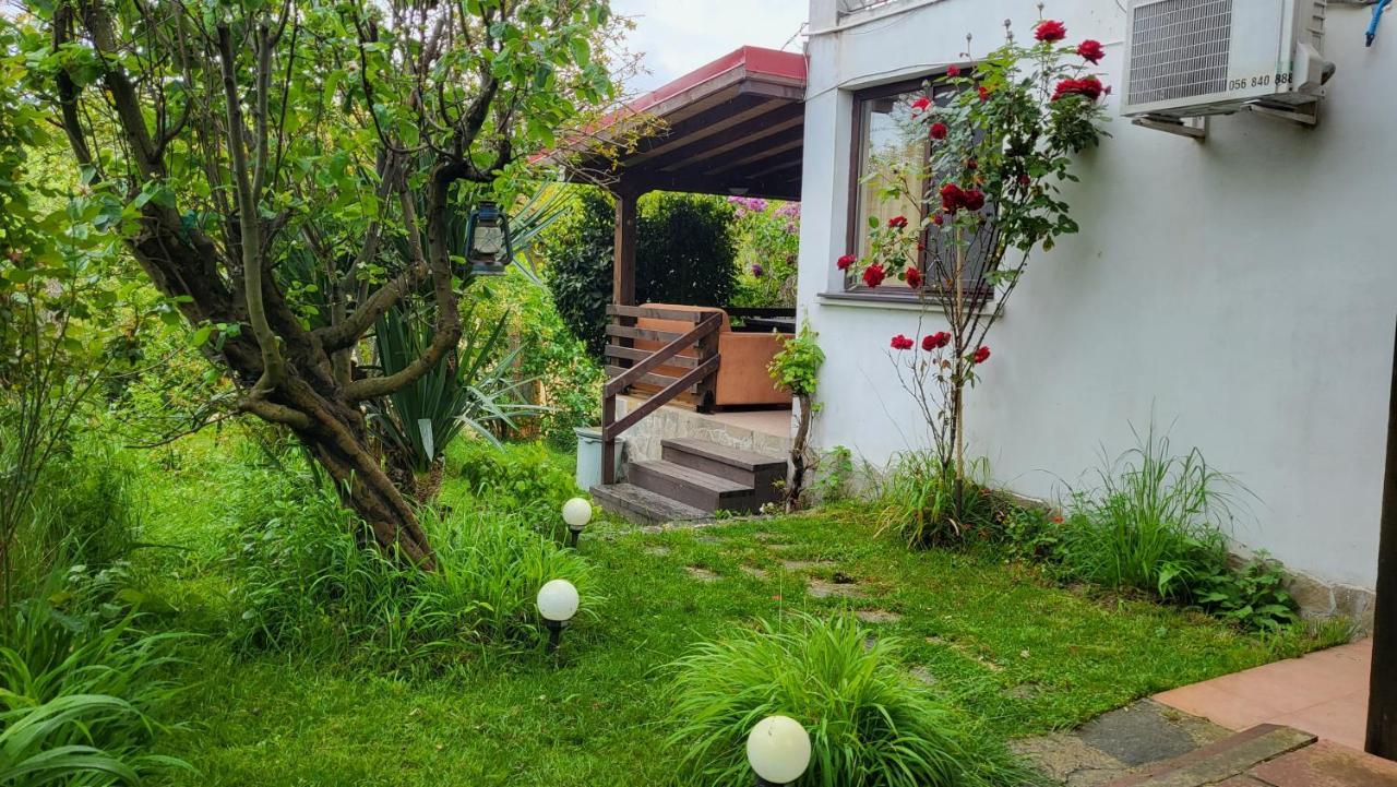 Guest House Fanny Sinemoretz Exteriör bild